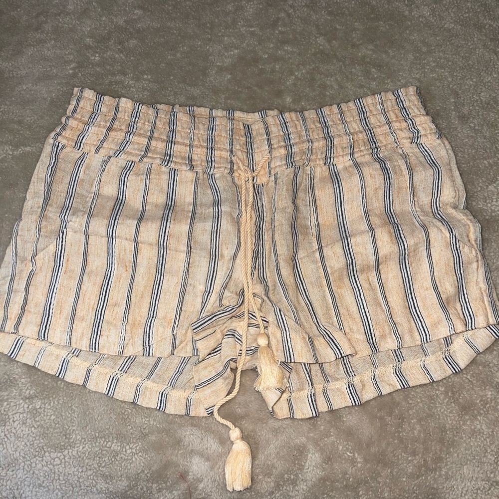 Roxy shorts